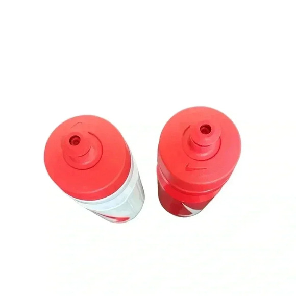 Nike Big Mouth 2.0 22oz water bottle (2) - Picture 4 of 7